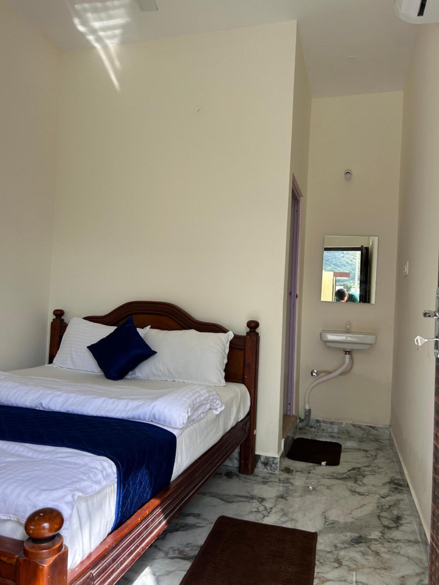 Dss Home Stay Just 500 Meter Girivalam Road Tiruvannāmalai Eksteriør billede